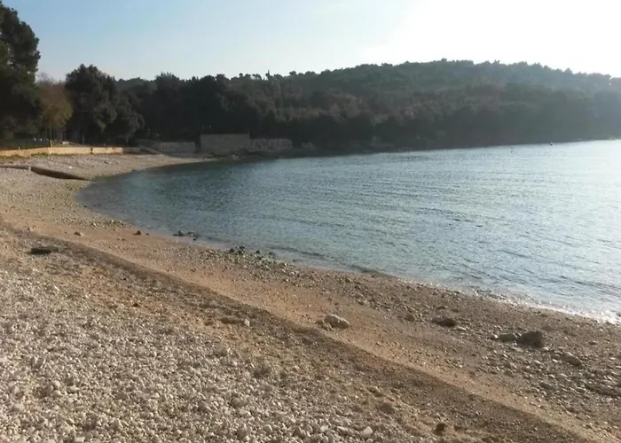 Mobile In With Pool Near Feriehus Banjole